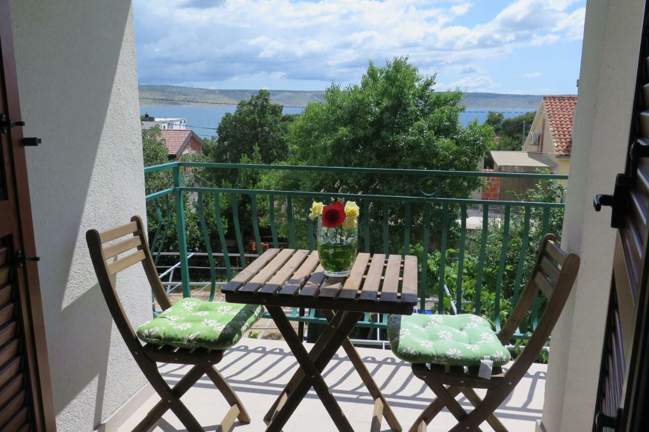 Lumbrela Apartments Starigrad Exterior photo